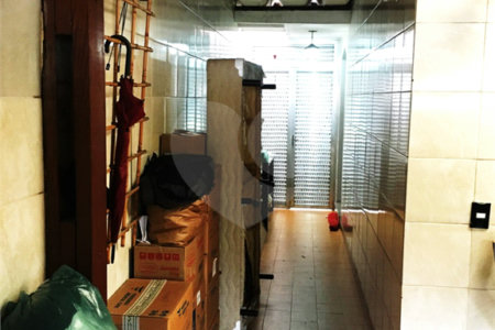 Sobrado à venda com 4 quartos, sendo 1 suíte,  em Vila Gomes, São Paulo, SP