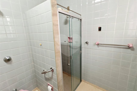 Casa Térrea Charmosa e Espaçosa na Vila Prado: Conforto, Praticidade e Próxima ao Centro!