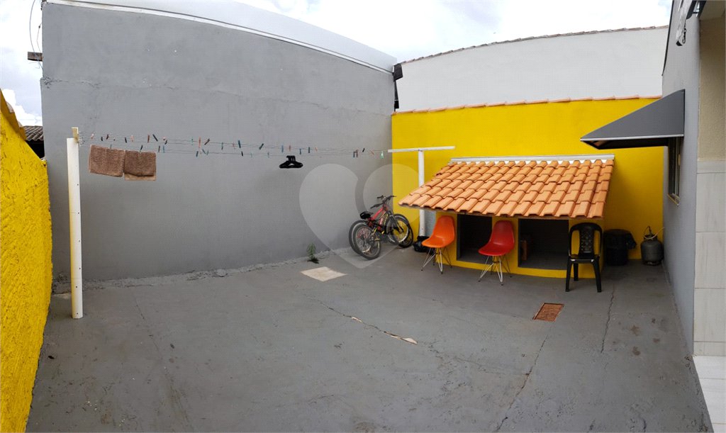 Casa à venda com 3 quartos, sendo 1 suíte, em Vila Vendramini, Itapetininga, SP