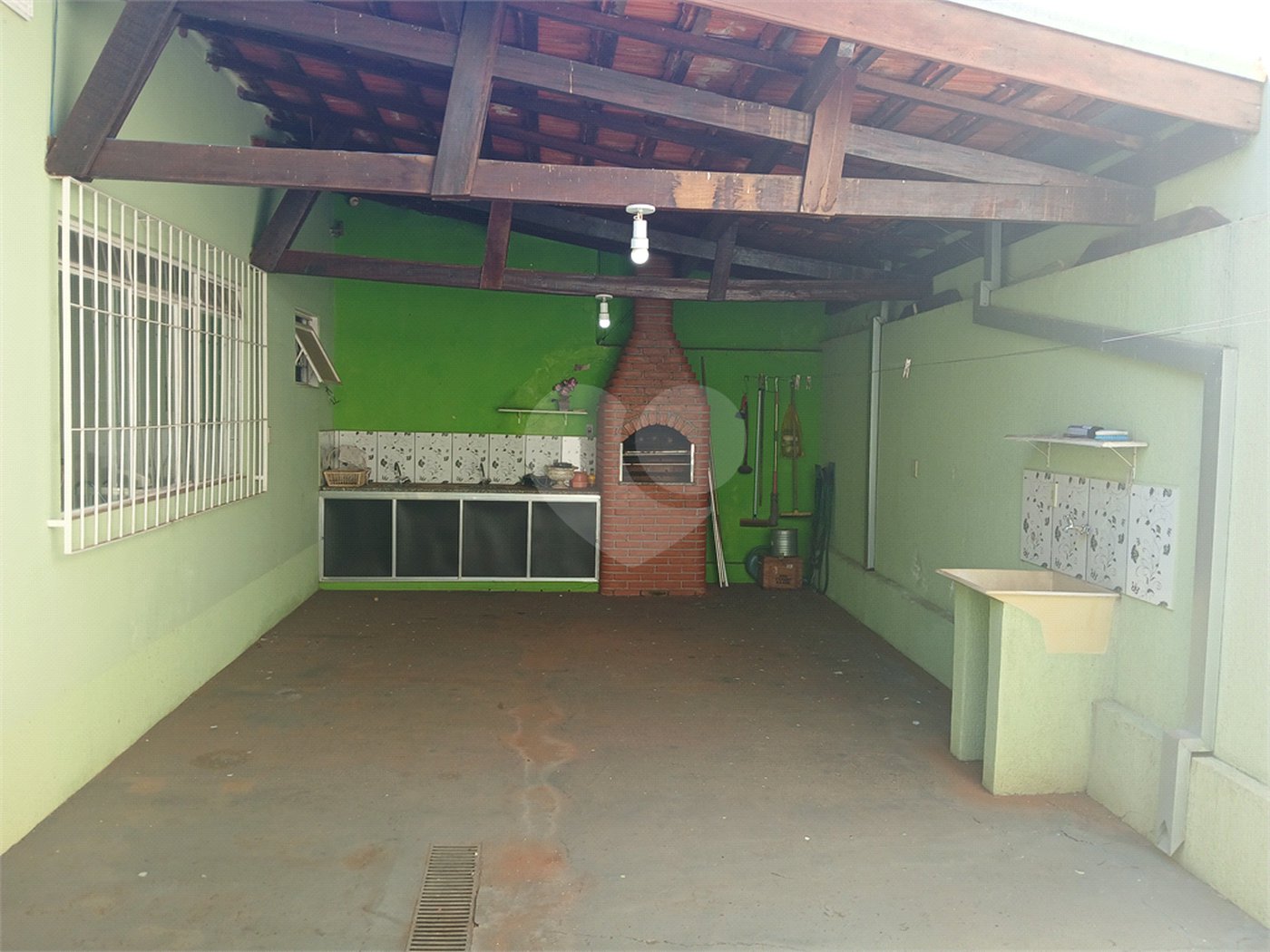 Casa à venda com 2 quartos, sendo 1 suíte, em Jardim Alvorada, Itapetininga, SP