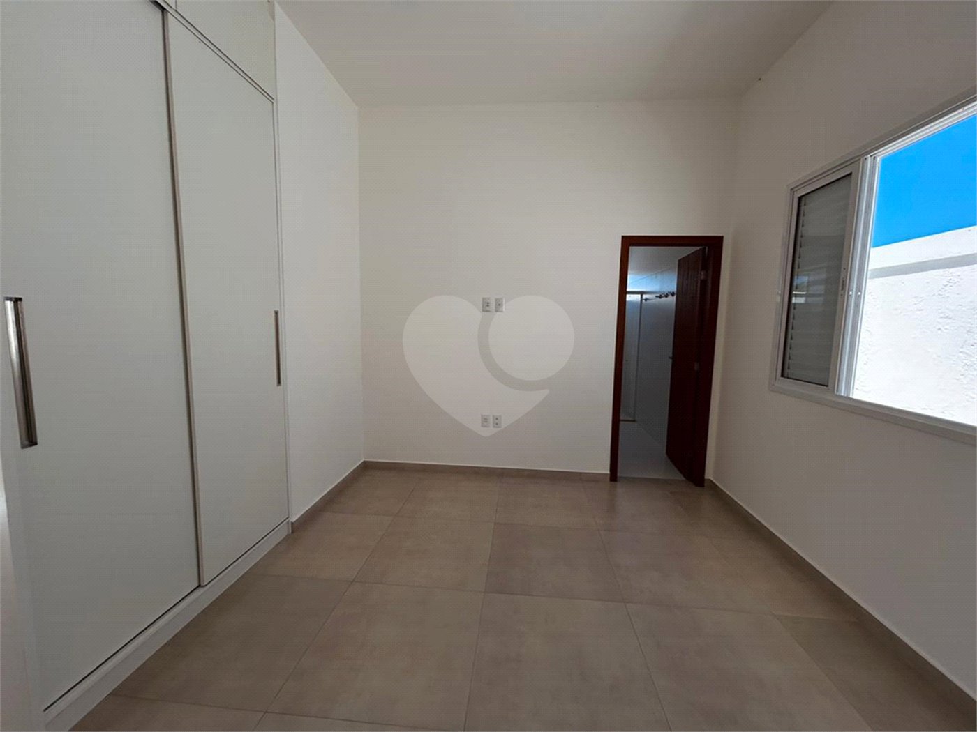 Casa à venda com 3 suítes, em Orla Norte, Porto Seguro, BA