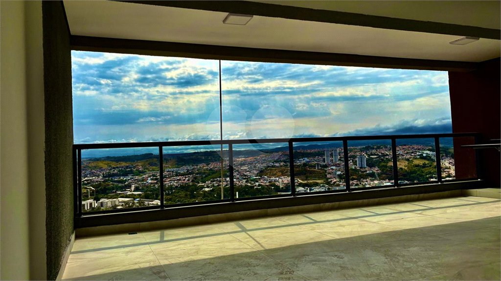 Apartamento à venda com 3 suítes em Jardim Maria José, Votorantim, SP