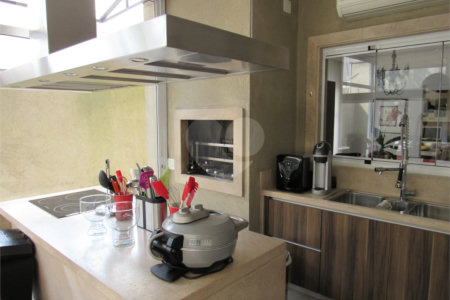 Casa à venda com 4 suítes no condomínio Dolce Villa, São Paulo - SP