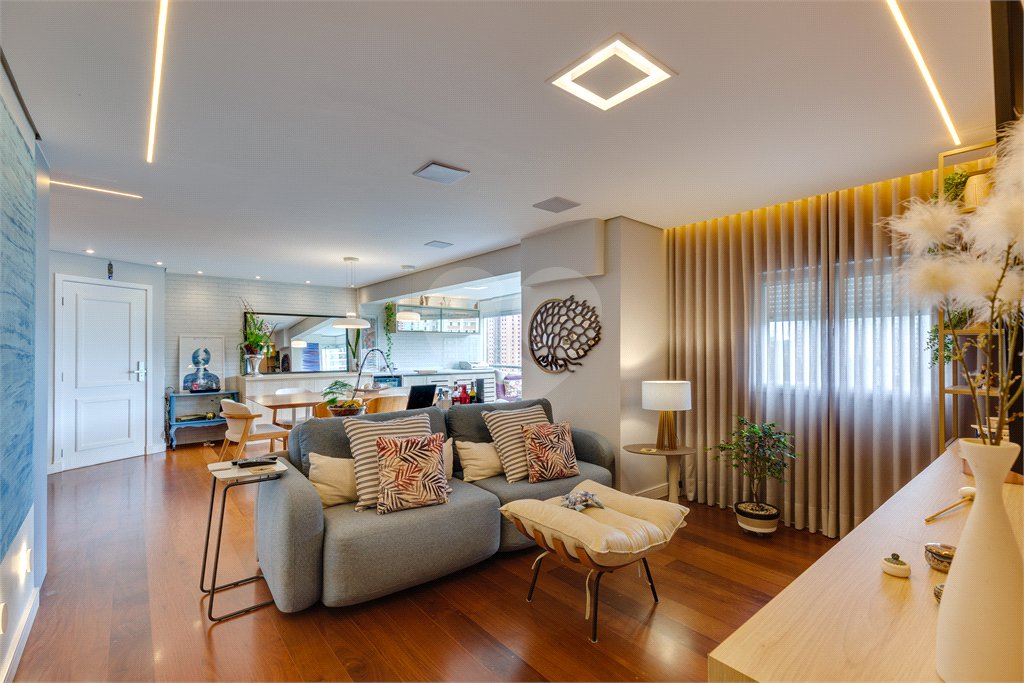 Apartamento à venda com 3 quartos, sendo 2 suítes, em Jardim Marajoara, São Paulo, SP