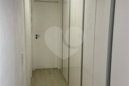 Apartamento à venda com 2 quartos, sendo 1 suíte, em Santo Antônio, Osasco, SP
