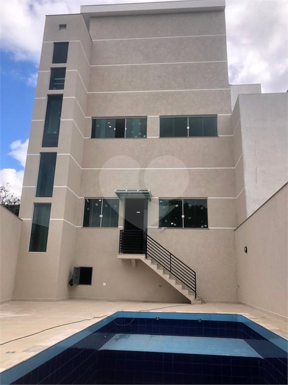 Casa à venda com 3 quartos, sendo 1 suíte, no condomínio Cond Batinga, São Paulo - SP
