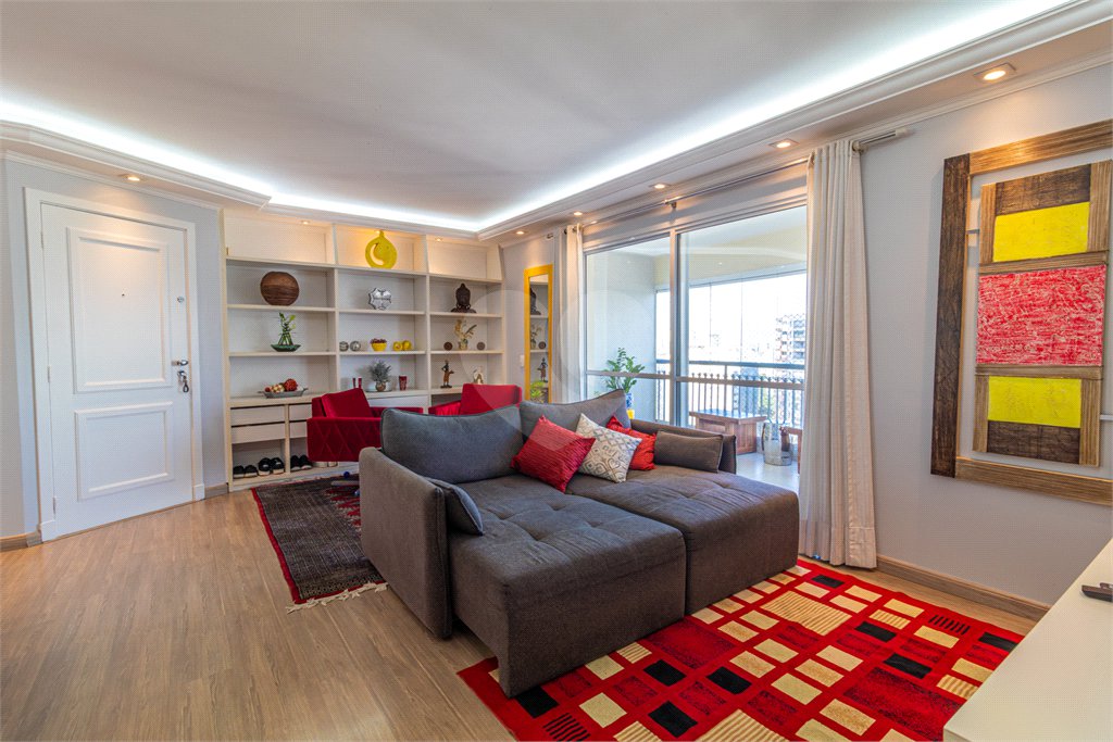 Apartamento à venda com 4 quartos, sendo 1 suíte, em Jardim Marajoara, São Paulo, SP