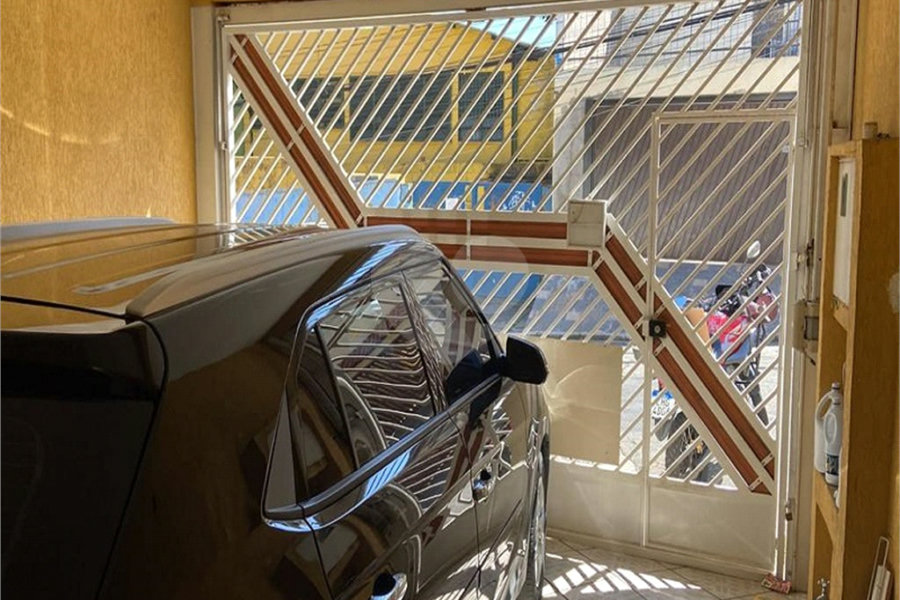 Sobrado à venda com 4 quartos, sendo 1 suíte, em São Miguel Paulista, São Paulo, SP