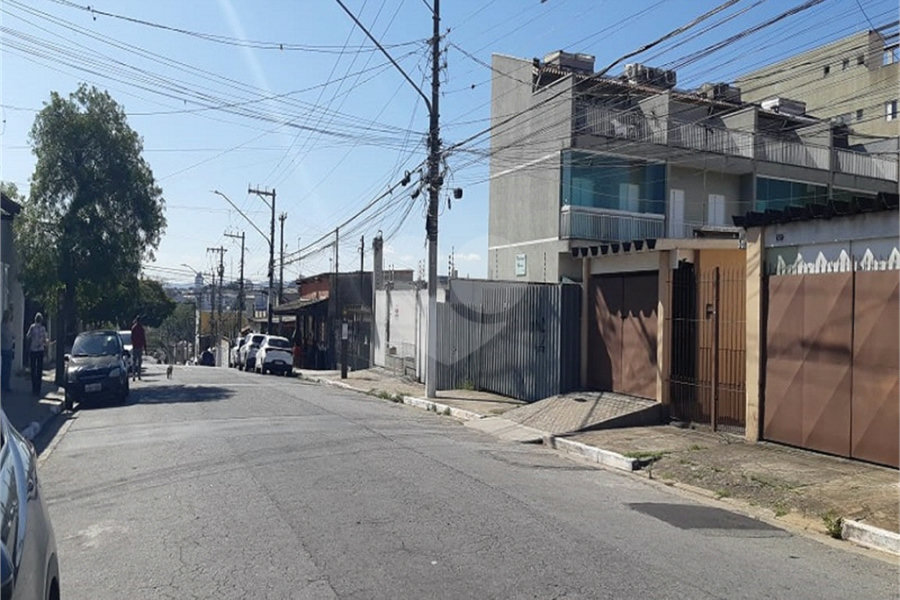 Sobrado à venda com 8 quartos em Penha, São Paulo, SP