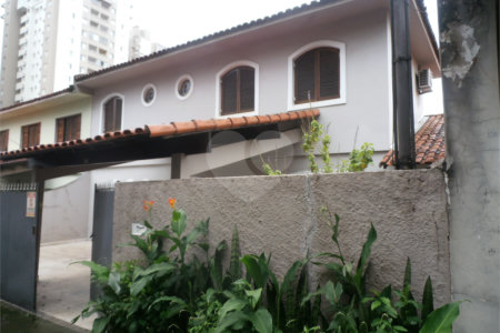 Sobrado à venda ou para alugar com 4 quartos, sendo 1 suíte, em Vila Butantã, São Paulo, SP