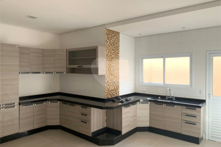 Casa à venda com 3 suítes no condomínio Residencial Gramados de Sorocaba, Sorocaba - SP