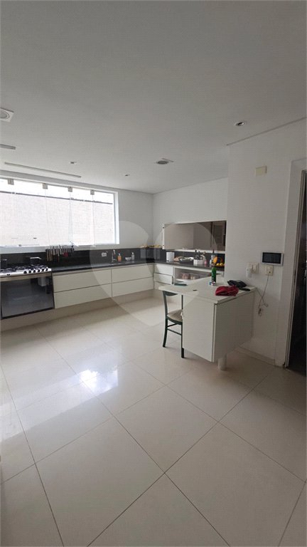 Casa à venda com 4 suítes em Santo Amaro, São Paulo, SP