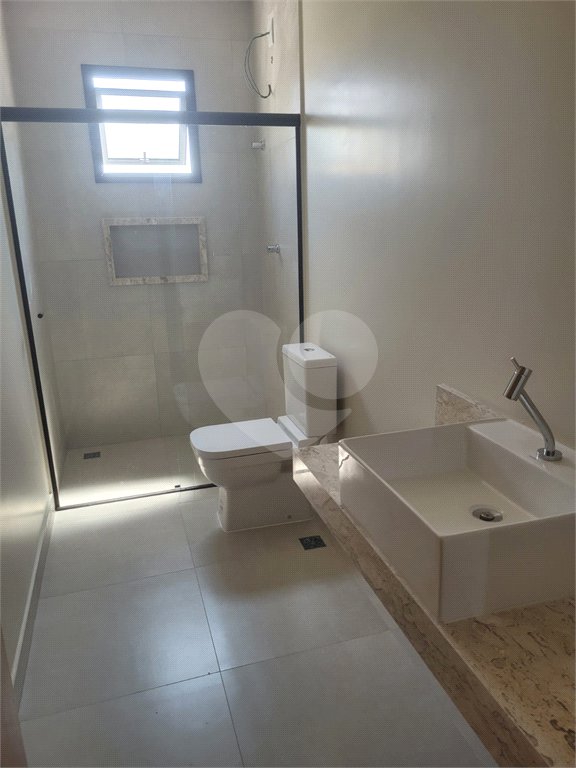 Casa à venda com 3 suítes no condomínio Floradas Paratey, São José dos Campos - SP