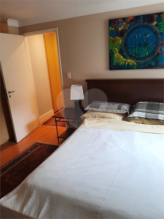 Apartamento à venda com 3 quartos, sendo 1 suíte, em Jardim Paulista, São Paulo, SP