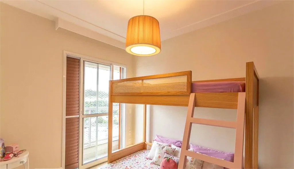 Apartamento à venda com 3 quartos, sendo 1 suíte, em Vila Anastácio, São Paulo, SP