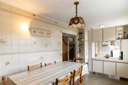 Sobrado à venda com 2 quartos, sendo 1 suíte, em Vila Brasilina, São Paulo, SP