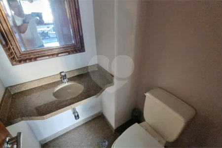 Apartamento à venda ou para alugar com 3 quartos, sendo 1 suíte,  em Vila Pompéia, São Paulo, SP