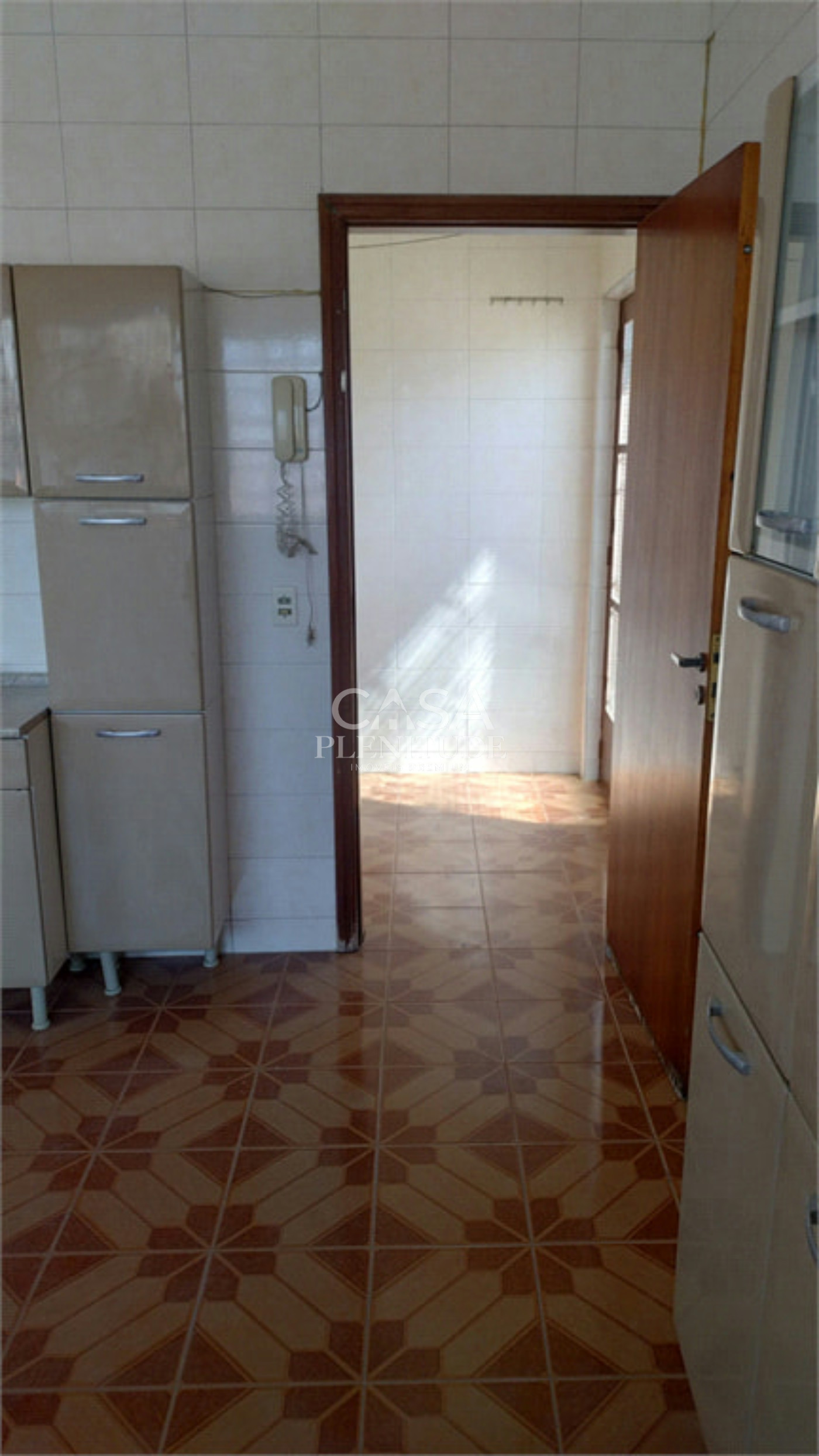 Casa à venda com 4 quartos, sendo 1 suíte, em Jardim Itanguá, Sorocaba, SP