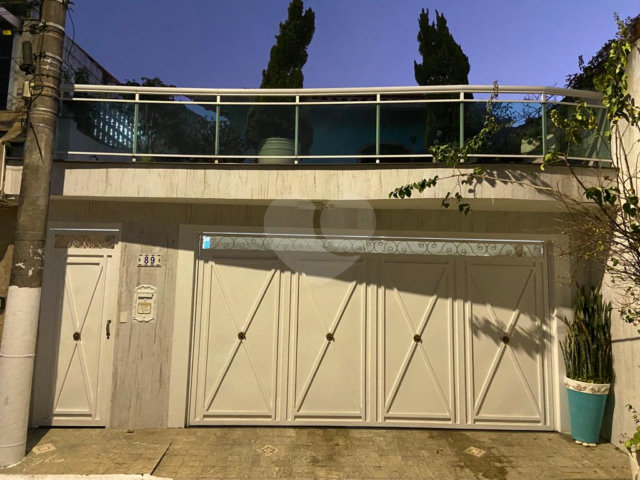 Sobrado à venda com 4 quartos, sendo 1 suíte,  em Tremembé, São Paulo, SP