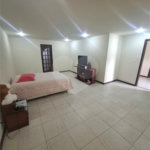 Casa à venda com 3 quartos, sendo 1 suíte, em Campo Grande, Rio de Janeiro, RJ