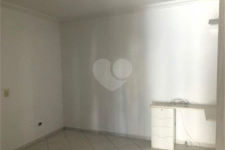 Casa à venda com 4 suítes no condomínio Vila das Emboabas, São Paulo - SP