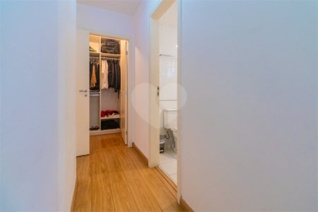 Casa à venda com 4 suítes no condomínio Vila Inglesa, São Paulo - SP