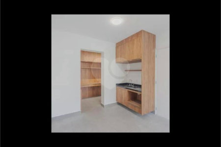 Apartamento à venda com 1 quarto em Sumaré, São Paulo, SP