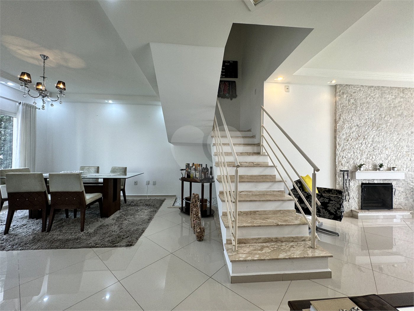Casa à venda com 3 suítes no condomínio Ibiti Royal, Sorocaba - SP