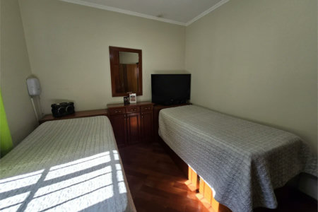 Sobrado à venda com 4 quartos, sendo 1 suíte,  em Vila Jaguara, São Paulo, SP