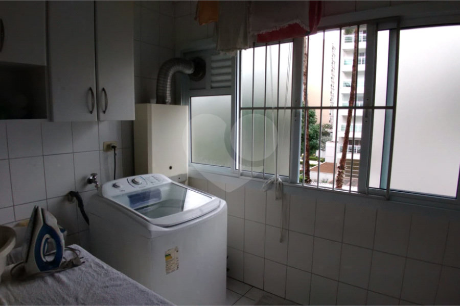 Apartamento à venda com 3 quartos, sendo 1 suíte, em Pinheiros, São Paulo, SP
