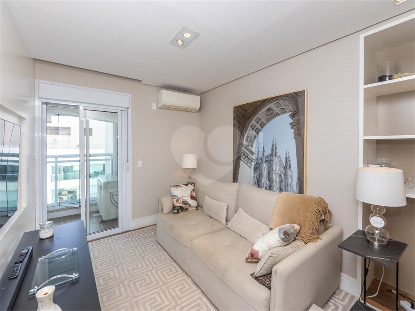 Apartamento à venda com 4 quartos, sendo 3 suítes, em Brooklin Paulista, São Paulo, SP