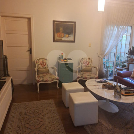 Sobrado à venda com 3 quartos, sendo 1 suíte, em Cambuci, São Paulo, SP