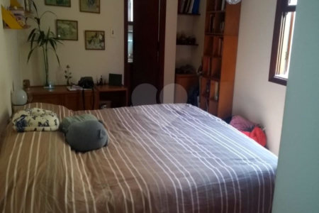 Casa à venda com 3 suítes em Jardim Olympia, São Paulo, SP