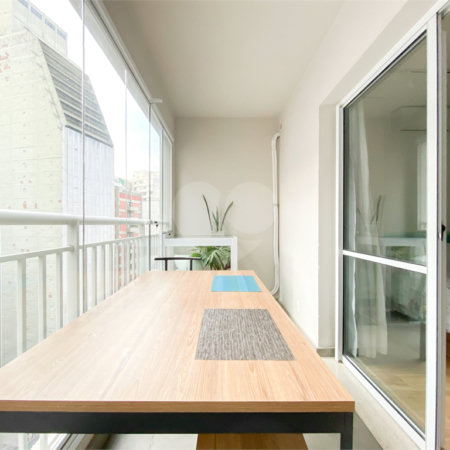 Apartamento Studio - Centro - 1 Dormitório - Venda
