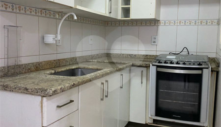 Casa à venda com 4 quartos, sendo 2 suítes,  em Cambuci, São Paulo, SP