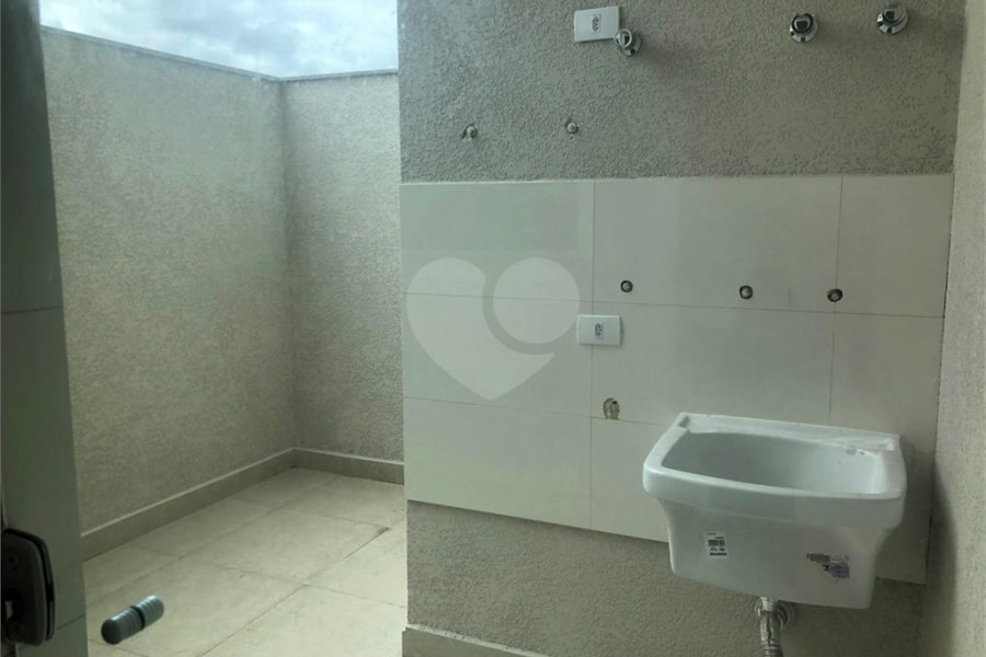 Casa à venda com 3 quartos, sendo 1 suíte, no condomínio Cond Batinga, São Paulo - SP