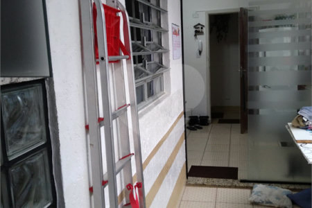 Apartamento à venda com 3 quartos, sendo 1 suíte,  no Centro, Mogi das Cruzes, SP