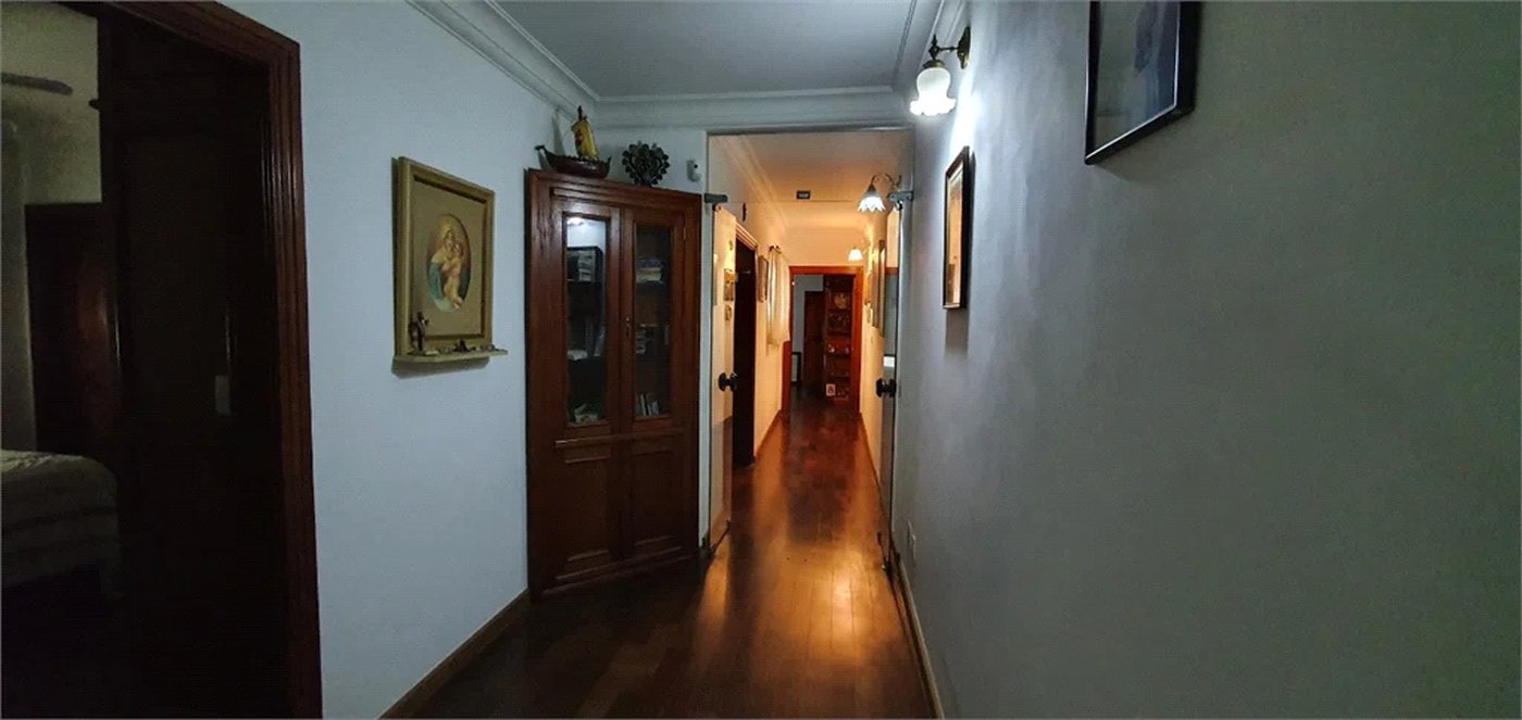 Casa à venda com 4 suítes em Vila Cordeiro, São Paulo, SP