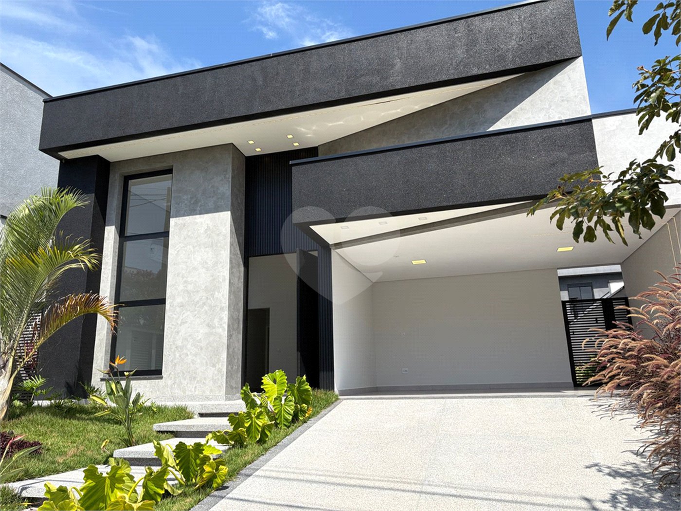 Terreno à venda com 3 suítes no condomínio Residencial Granja Anita, Mogi das Cruzes - SP