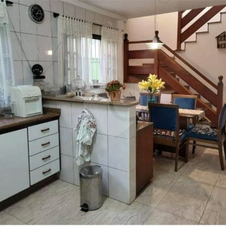 Sobrado à venda com 3 suítes em Vila do Castelo, São Paulo, SP