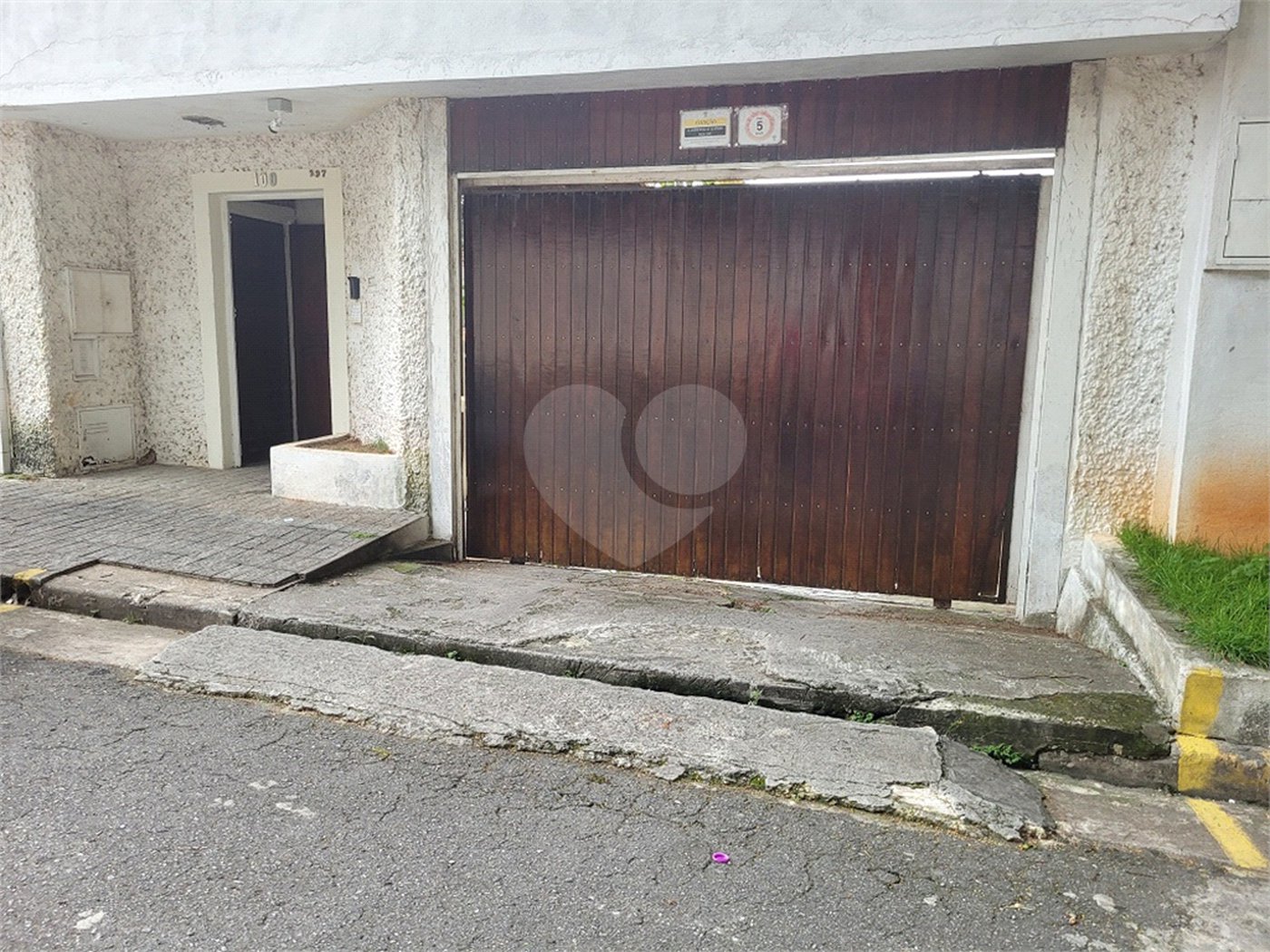Casa de Vila para alugar com 6 quartos, sendo 4 suítes,  em Tucuruvi, São Paulo, SP