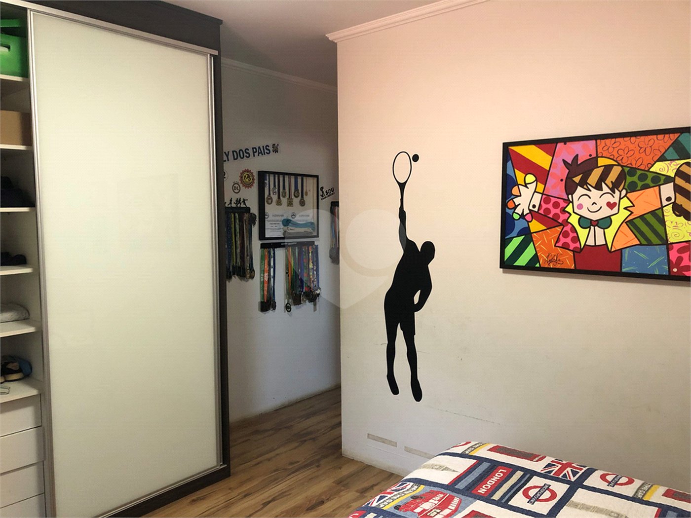 Casa à venda com 3 quartos, sendo 2 suítes,  no condomínio Aruã, Mogi das Cruzes - SP