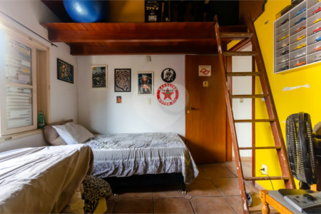 Sobrado à venda ou para alugar com 4 quartos, sendo 1 suíte, em Vila Anglo Brasileira, São Paulo, SP