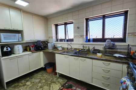 Apartamento à venda com 4 suítes em Bosque da Saúde, São Paulo, SP