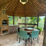 Casa à venda com 4 quartos, sendo 2 suítes,  no condomínio Chacara Marques, Santana de Parnaíba - SP