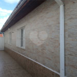 Casa à venda com 3 quartos, sendo 1 suíte,  em Esplanada Mendes Moraes, São Roque, SP
