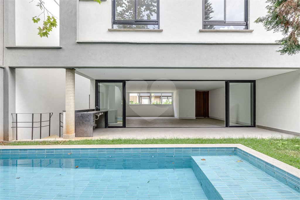 Casa à venda com 4 suítes no condomínio Venezia, São Paulo - SP