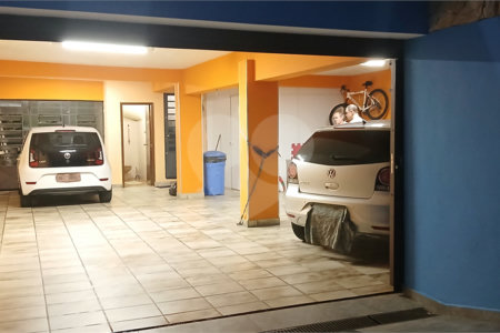 Sobrado à venda com 3 suítes em Nova Petrópolis, São Bernardo do Campo, SP