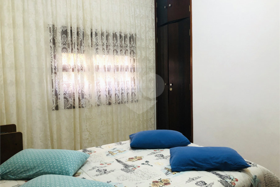 Sobrado à venda com 3 quartos em Tremembé, São Paulo, SP