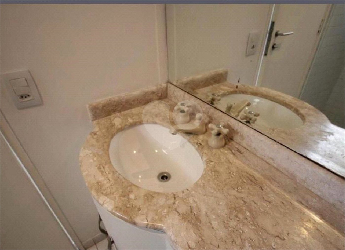 Apartamento à venda com 3 quartos, sendo 1 suíte,  em Jardim Ampliação, São Paulo, SP